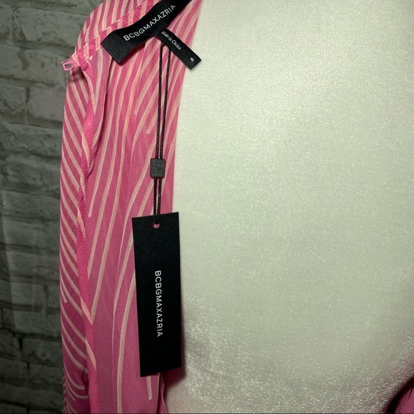 BCBG Apricot Stripe Dolman Surplice Dress 8 - Picture 14 of 14